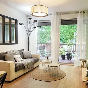  Appartement Au Balcon Pompidou